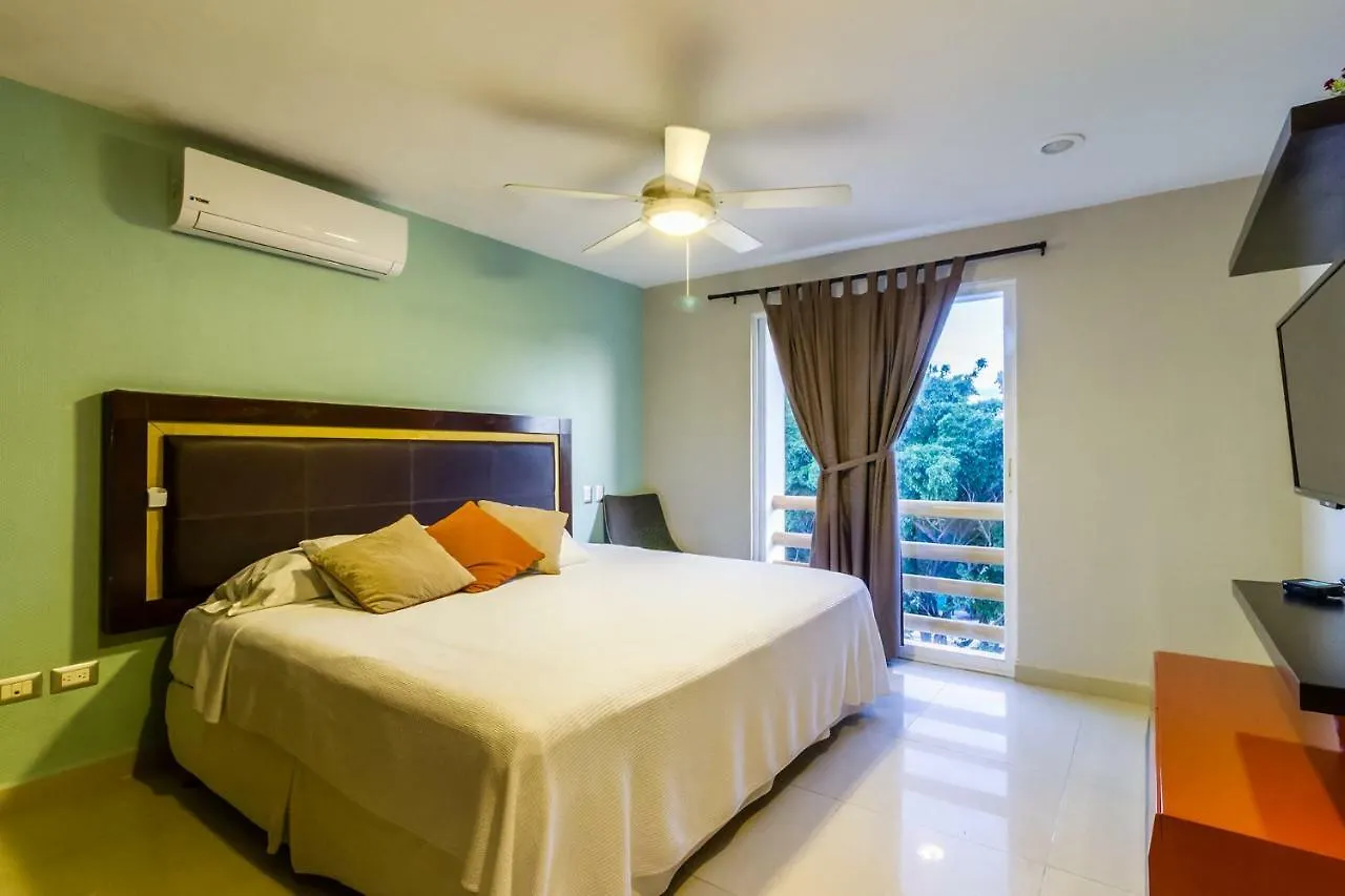 Luxury Penthouse Jungle View And Partial Ocean View, Private Pool And Rooftop Playa del Carmen Apartment
